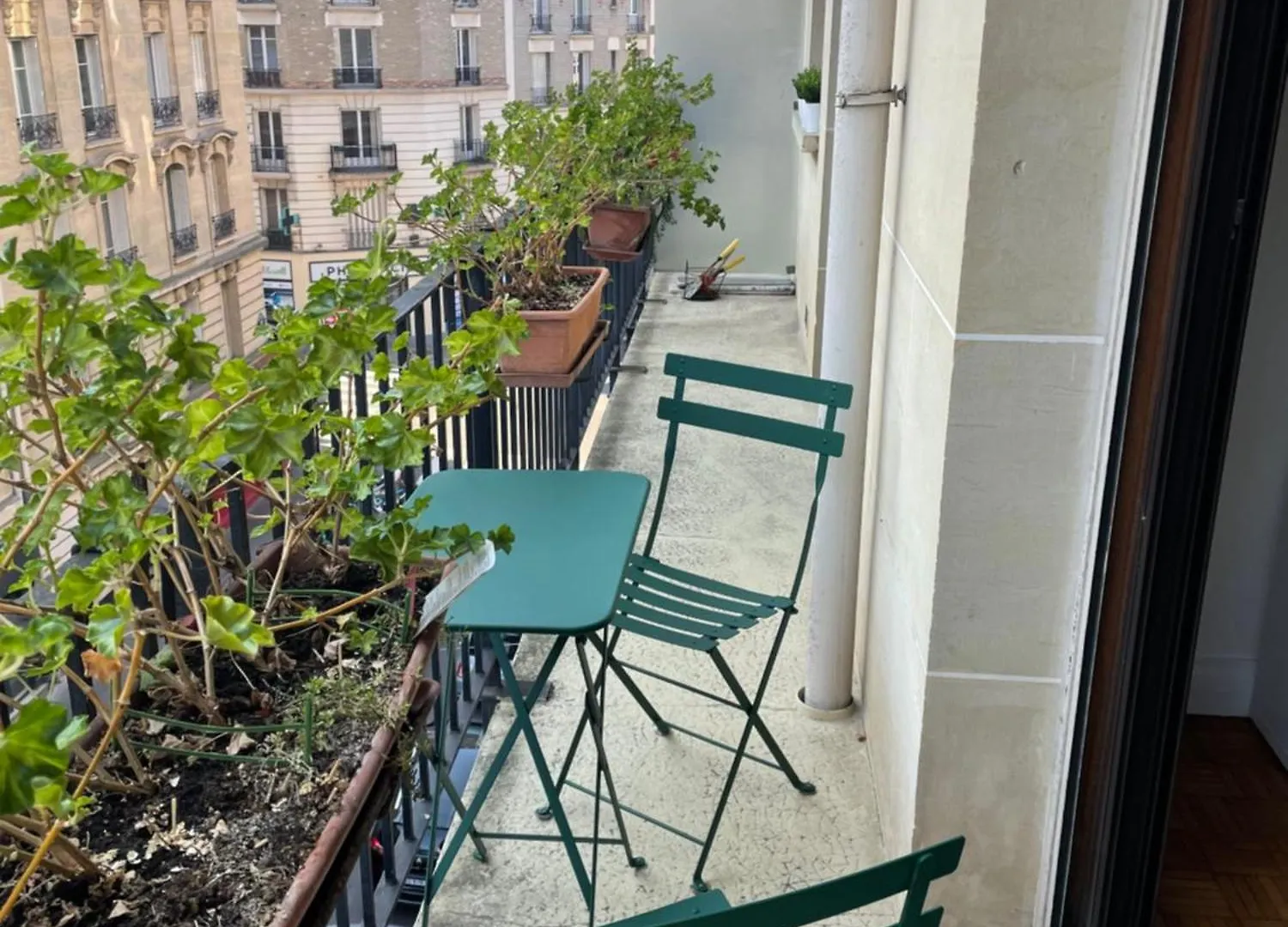 Cozy Flat The Parisian Stopover Parijs